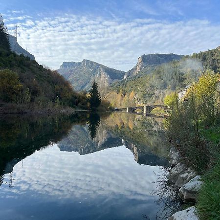 Hotel Rural El Almadiero Burgui エクステリア 写真