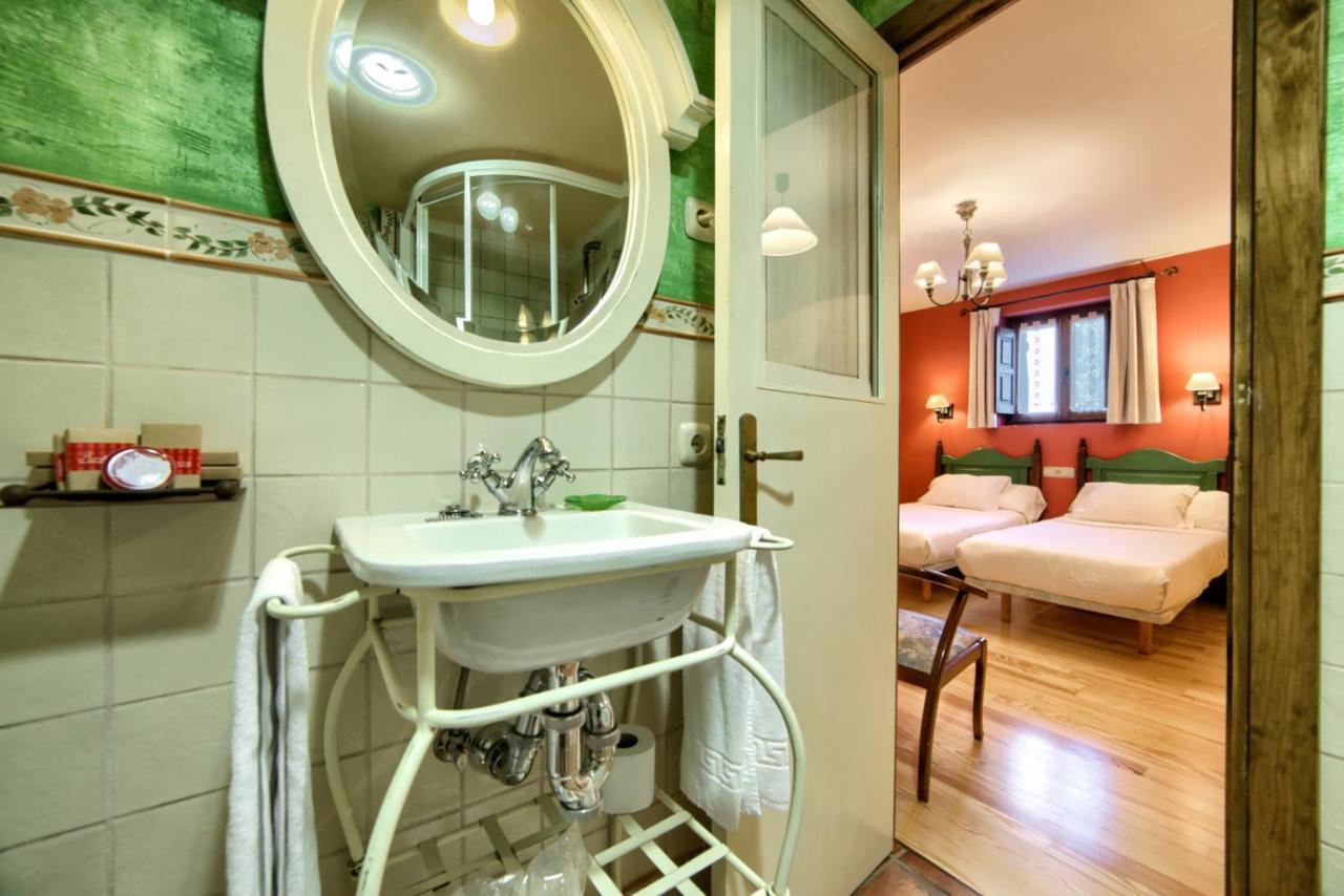 Hotel Rural El Almadiero Burgui エクステリア 写真