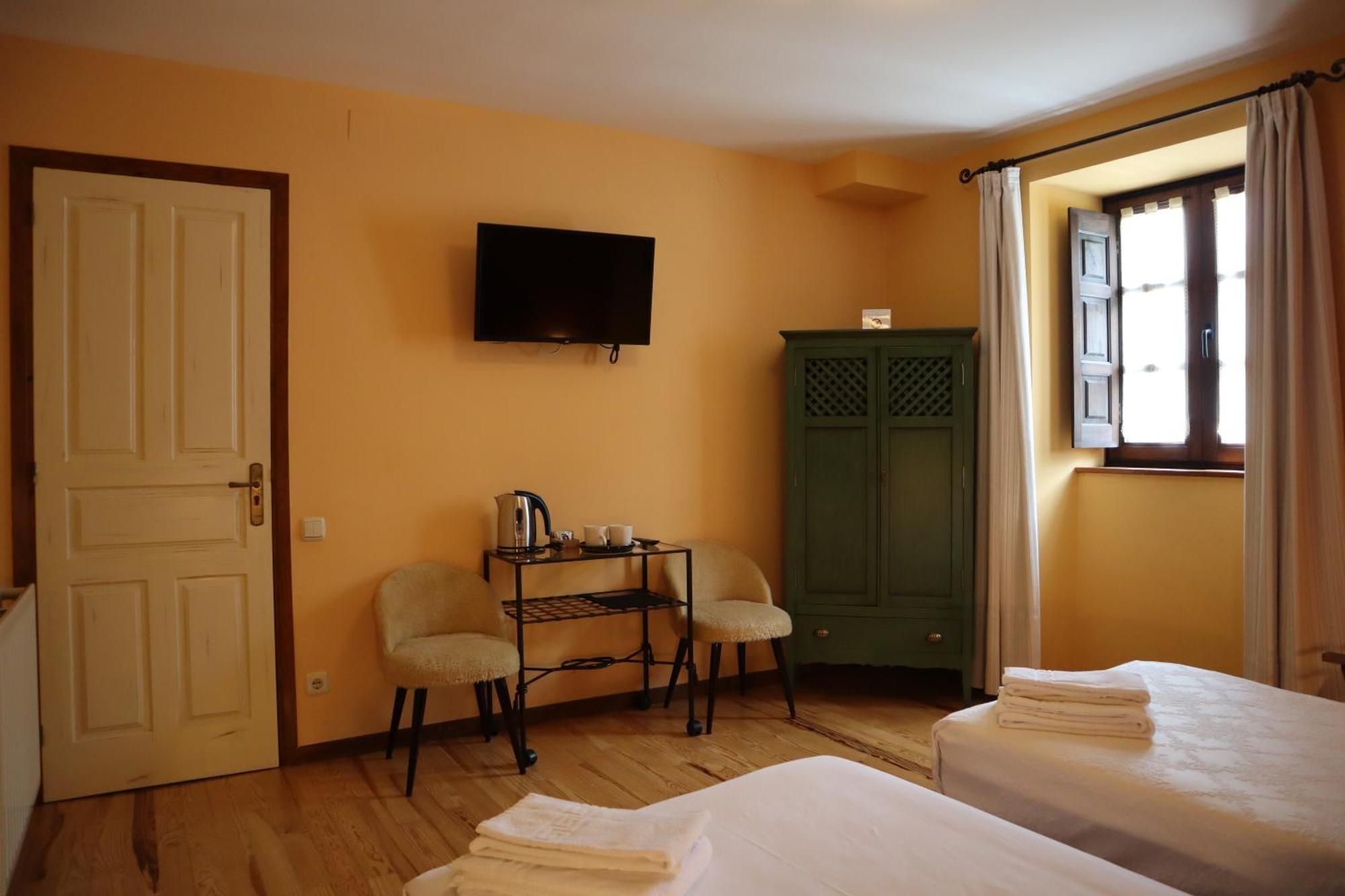 Hotel Rural El Almadiero Burgui エクステリア 写真