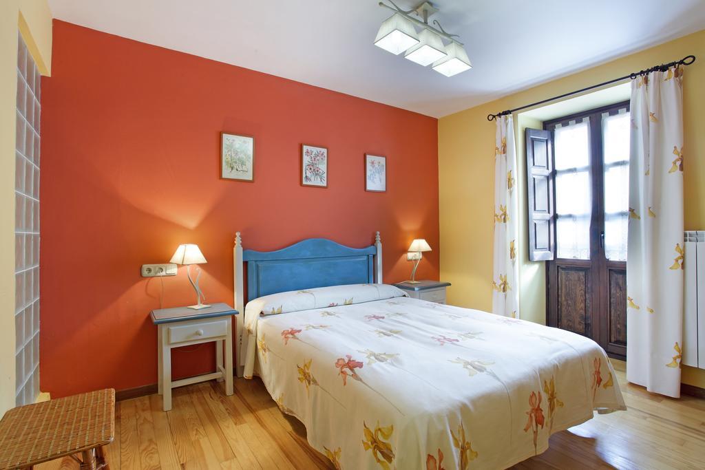 Hotel Rural El Almadiero Burgui エクステリア 写真