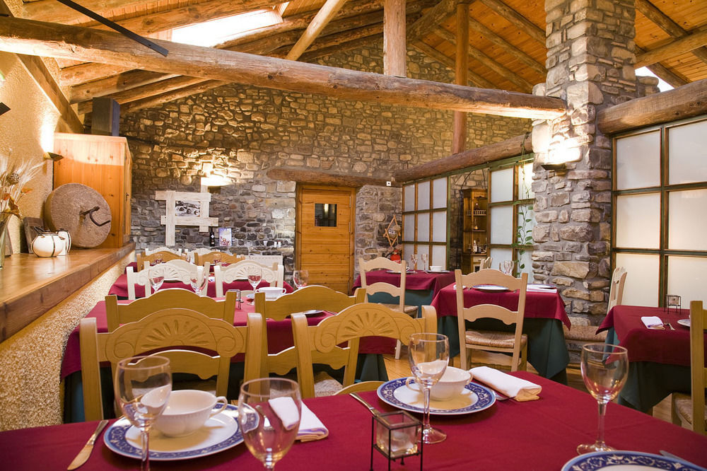 Hotel Rural El Almadiero Burgui エクステリア 写真